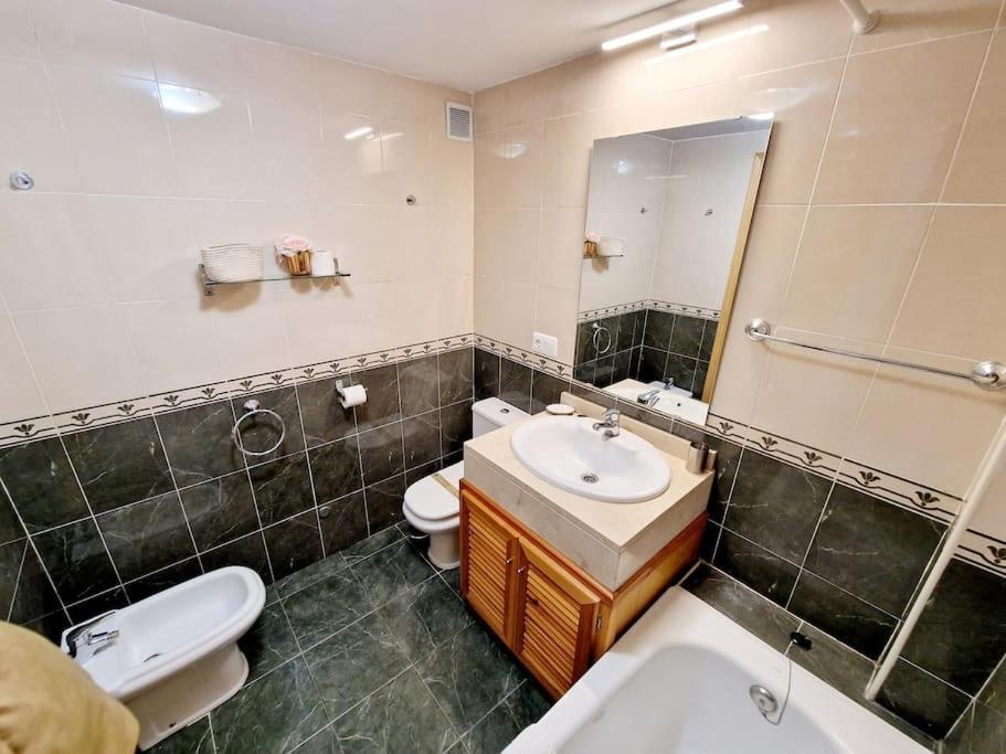 Royal Golf View: 2Br, Pools & Ac Apartment Sitio de Calahonda ภายนอก รูปภาพ